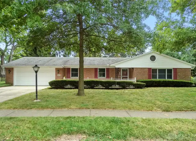 Property at 284 Blackstone Dr, Dayton, OH, 45459, 3 beds, 2 baths, [object Object]