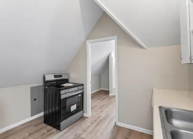 Property at 803 E College St Unit B, Independence, MO, 64050, 3 beds, 1 bath, [object Object]