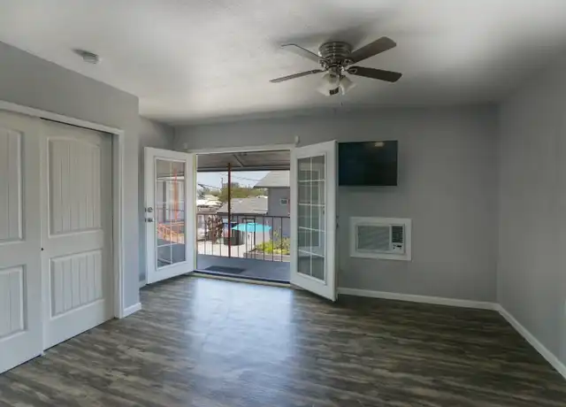 Property at 2201 E Roosevelt St Unit 2, Phoenix, AZ, 85006, 0 beds, 1 bath, [object Object]