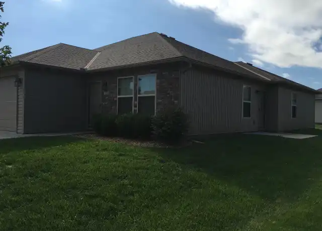 Property at 138 SW Rose Garden St, Blue Springs, MO, 64064, 3 beds, 2 baths, [object Object]