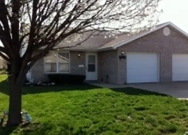 Property at Sterling Price Condominiums - 204 Cockrell Dr, Moberly, MO, 65270, 2 beds, 2 baths, [object Object]
