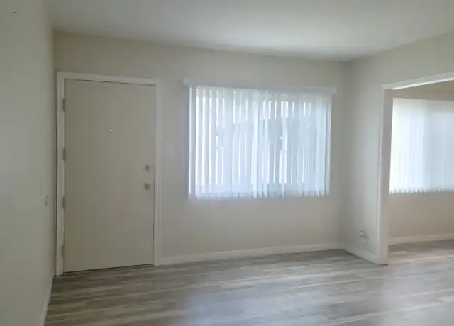 Property at 619 S Grevillea Ave Unit 4, Inglewood, CA, 90301, 1 bed, 1 bath, [object Object]