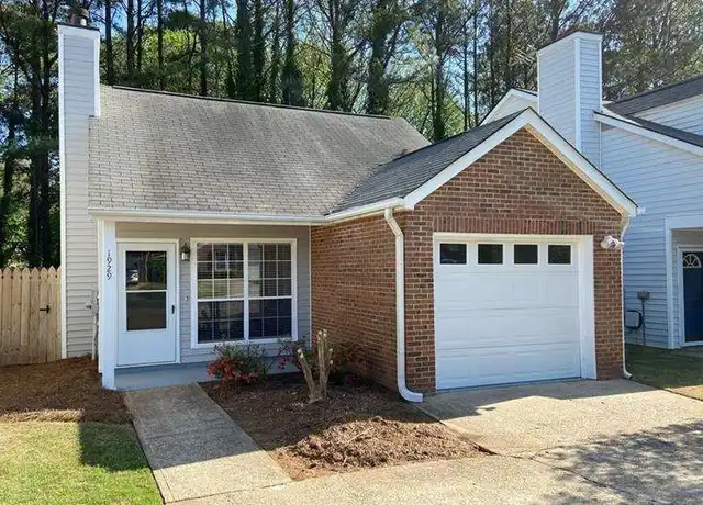 Property at 1929 Brittania Cir, Woodstock, GA, 30188, 2 beds, 2 baths, [object Object]