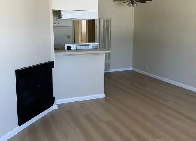 Property at 18550 Prairie St Unit 28, Northridge, CA, 91324, 1 bed, 1 bath, [object Object]