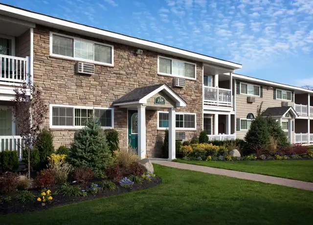 Property at 50 Johnson Ave Unit 3-6D, Sayville, NY, 11782, 0 beds, 1 bath, [object Object]
