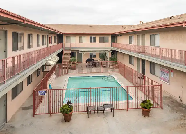 Property at Crestbrook Apartments - 4037 W 137th St, Hawthorne, CA, 90250, 1 bed, 1 bath, [object Object]