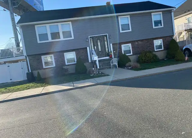 Property at 60 Cecilian Ave Unit B, Revere, MA, 02151, 1 bed, 1 bath, [object Object]