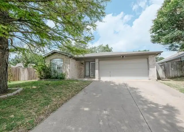 Property at 10216 Lone Eagle Ct, Fort Worth, TX, 76108, 3 beds, 2 baths, [object Object]