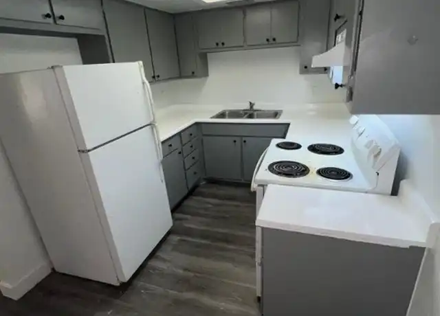 Property at 3125 N Pecos Rd Unit 204, North Las Vegas, NV, 89030, 1 bed, 1 bath, [object Object]