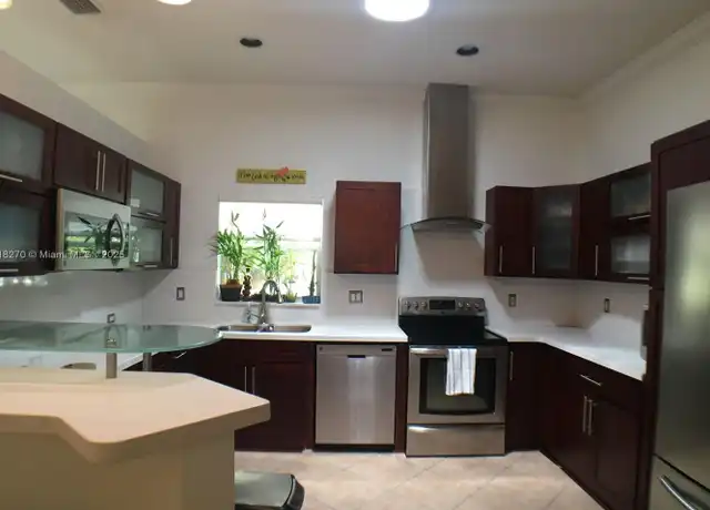 Property at 1138 Croton Ct Unit 1138, Weston, FL, 33327, 4 beds, 2.5 baths, [object Object]