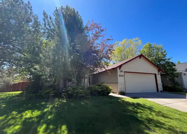 Property at 61396 Rock Bluff Ln, Bend, OR, 97702, 3 beds, 2 baths, [object Object]