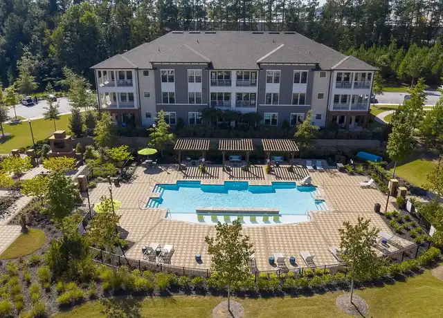 Property at Velo Verdae Apartments - 205 Verdae Blvd, Greenville, SC, 29607, 3 beds, 2 baths, [object Object]