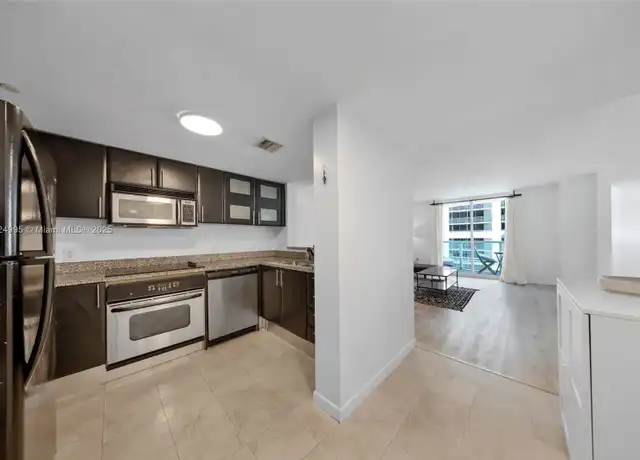 Property at 2101 Brickell Ave #605, Miami, FL, 33129, 1 bed, 1 bath, [object Object]