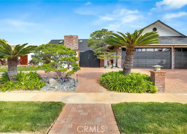 Property at 1542 Santiago Dr, Newport Beach, CA, 92660, 4 beds, 3 baths, [object Object]