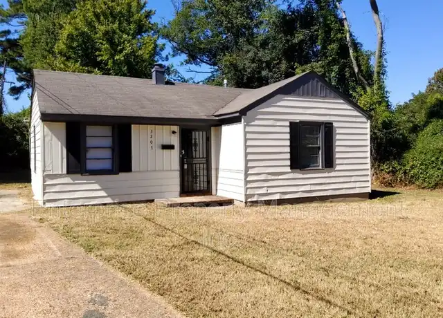 Property at 3207 Gilmore Rd, Memphis, TN, 38109, 2 beds, 1 bath, [object Object]