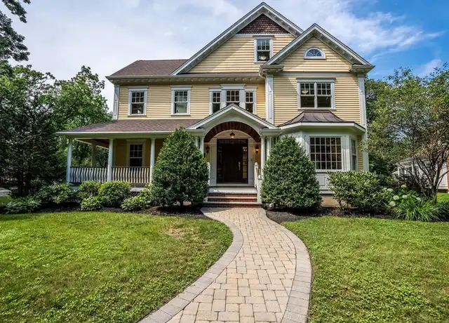 Property at 52 N Border Rd, Winchester, MA, 01890, 6 beds, 4.5 baths, [object Object]