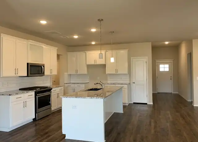 Property at 6815 S Dogwood Pl, Broken Arrow, OK, 74011, 4 beds, 2 baths, [object Object]