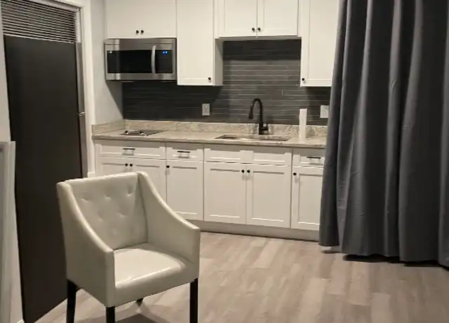 Property at 2599 S County Road 419, Chuluota, FL, 32766, 1 bed, 1 bath, [object Object]