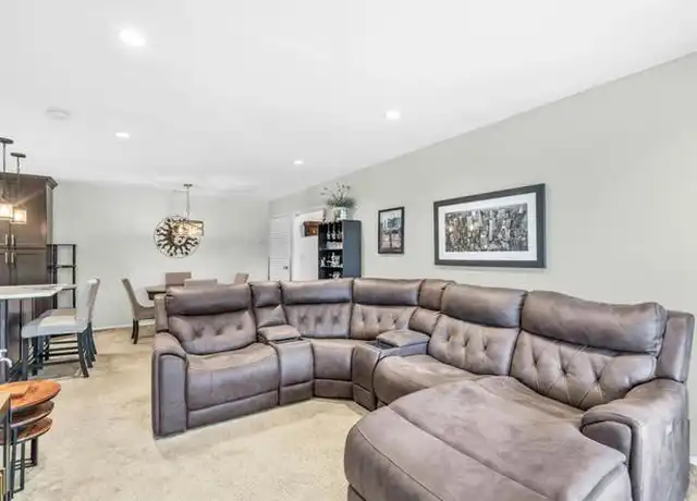 Property at 104 Palo Alto Dr Unit U14BQ, Plainview, NY, 11803, 1 bed, 1 bath, [object Object]