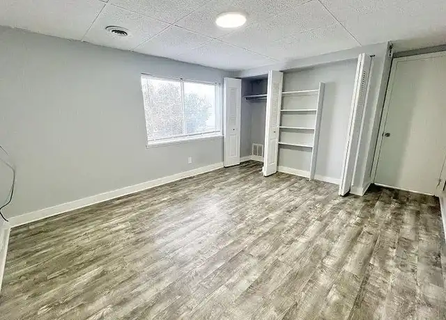 Property at Parkway Manor - 100 Parkway Blvd, Kingston, PA, 18704, 1 bed, 1 bath, [object Object]