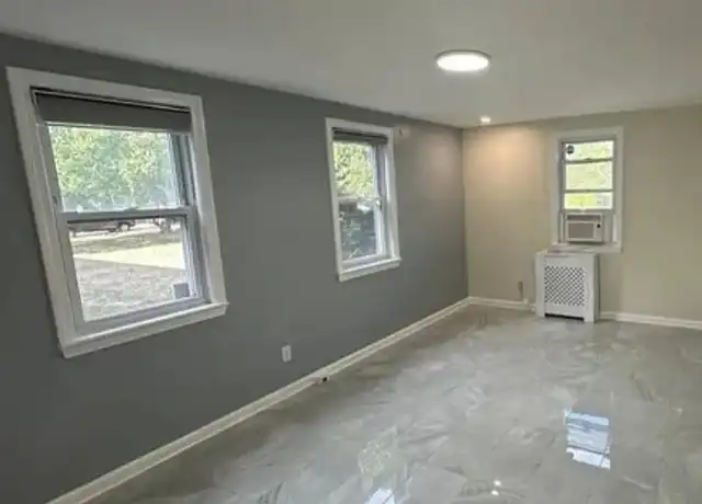 Property at 32 Newman Rd, Malden, MA, 02148, 1 bed, 1 bath, [object Object]