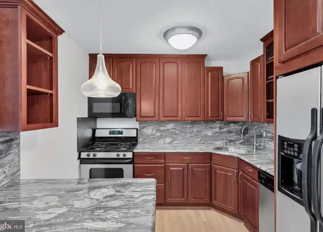 Property at 2401 H St NW #409, Washington, DC, 20037, 2 beds, 1 bath, [object Object]