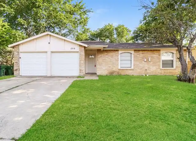 Property at 1715 Glenview Ln, Arlington, TX, 76014, 3 beds, 2 baths, [object Object]