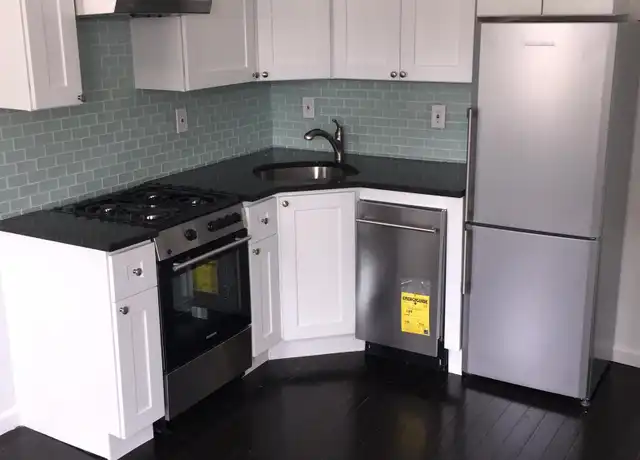 Property at 60 Webster Ave #2, Jersey City, NJ, 07307, 1 bed, 1 bath, [object Object]