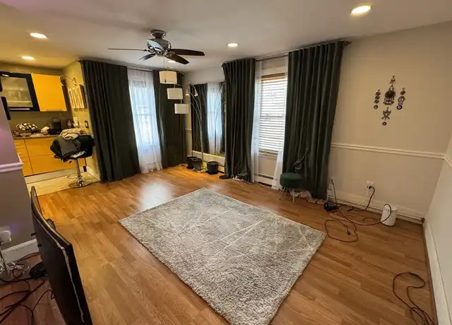Property at 18 Plimpton Ave Unit 2, Norwood, MA, 02062, 4 beds, 1.5 baths, [object Object]