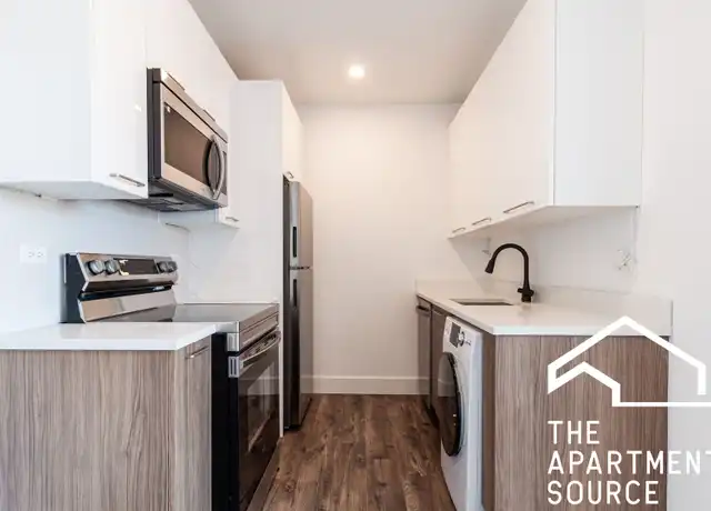 Property at 941 W Carmen Ave Unit 404, Chicago, IL, 60640, 0 beds, 1 bath, [object Object]