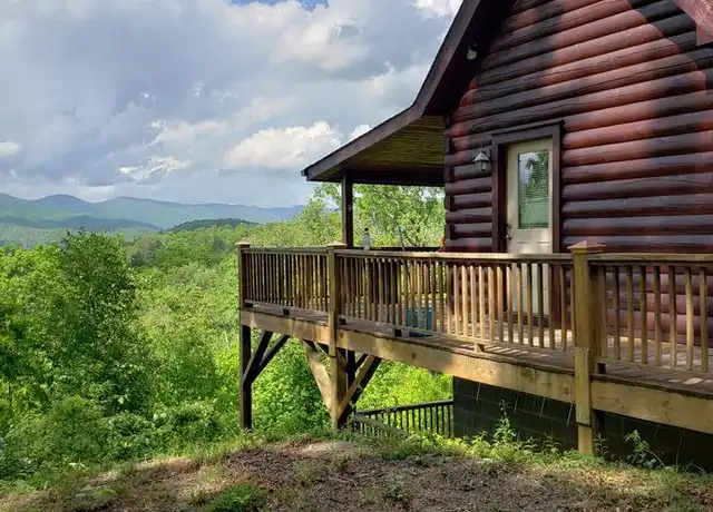Property at 130 Hill St, Murphy, NC, 28906, 2 beds, 2 baths, [object Object]