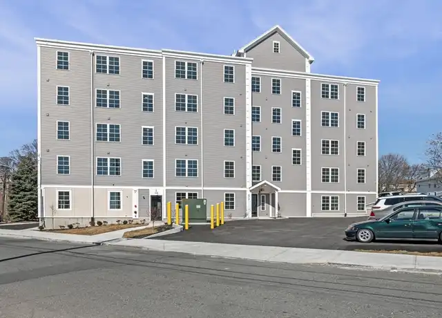 Property at 472 Essex St Unit 303, Lynn, MA, 01902, 1 bed, 1 bath, [object Object]