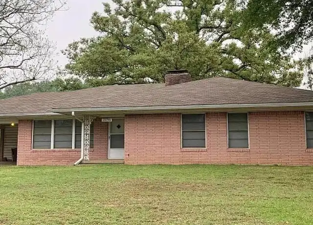 Property at 3095 E Houston St, Paris, TX, 75460, 4 beds, 2 baths, [object Object]
