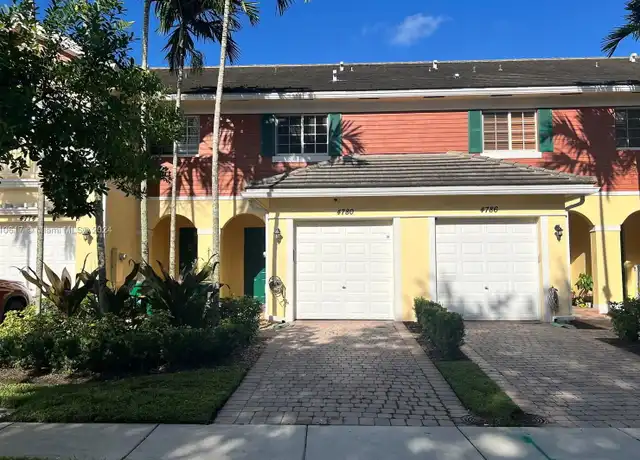 Property at 4780 Sundance Way, Davie, FL, 33328, 2 beds, 2.5 baths, [object Object]