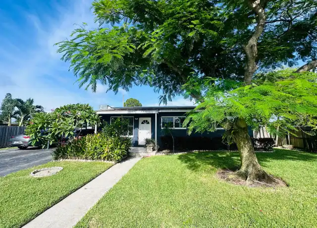 Property at 1020 S 14th Ct, Lantana, FL, 33462, 2 beds, 2 baths, [object Object]