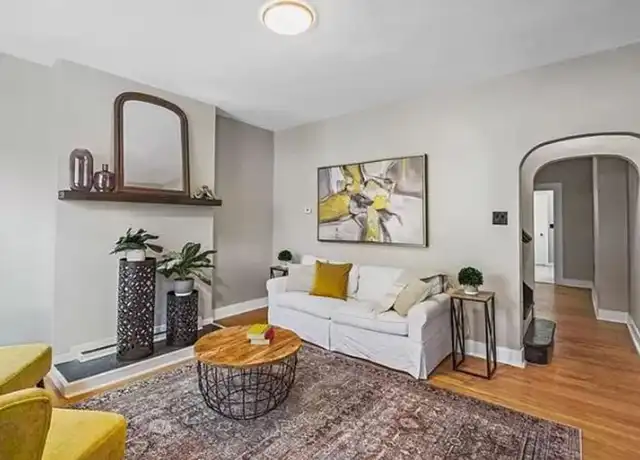 Property at 3 Edith Pl, Pittsburgh, PA, 15213, 2 beds, 1 bath, [object Object]