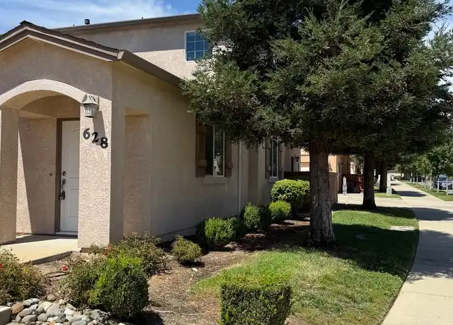 Property at 628 Mission de Oro Dr, Redding, CA, 96003, 3 beds, 2.5 baths, [object Object]