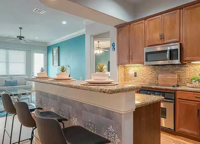 Property at 58 Briar Hollow Ln Unit 66589, Houston, TX, 77027, 2 beds, 2 baths, [object Object]