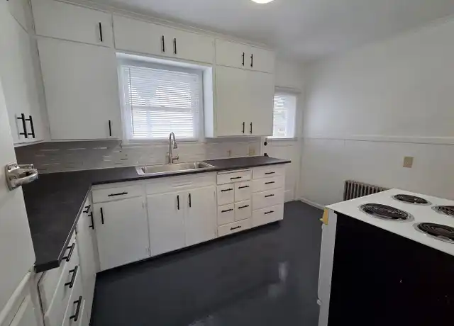 Property at 309 Hawthorne St Unit 205, Wenatchee, WA, 98801, 2 beds, 1 bath, [object Object]
