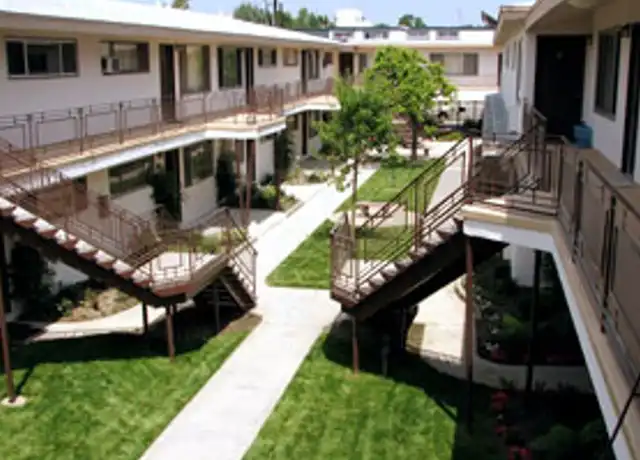 Property at Courtyard - 6045 Whitsett Ave, North Hollywood, CA, 91606, 1 bed, 1 bath, [object Object]