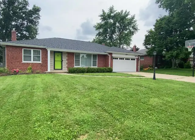 Property at 10718 Charrette Dr, Saint Louis, MO, 63123, 2 beds, 1 bath, [object Object]