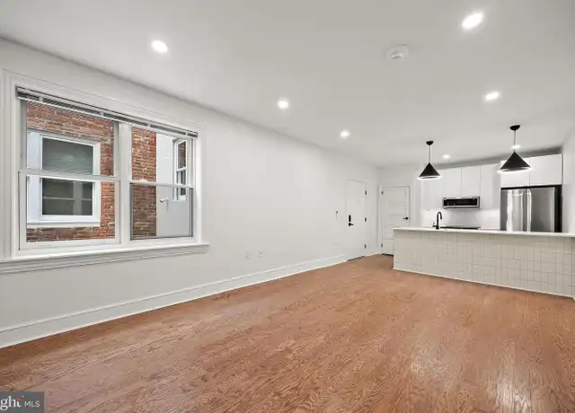 Property at 839 N Tatnall St Unit 202, Wilmington, DE, 19801, 1 bed, 1 bath, [object Object]