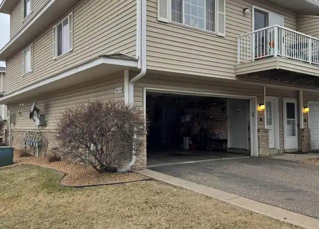 Property at 1613 County Road D E, Maplewood, MN, 55109, 2 beds, 2 baths, [object Object]