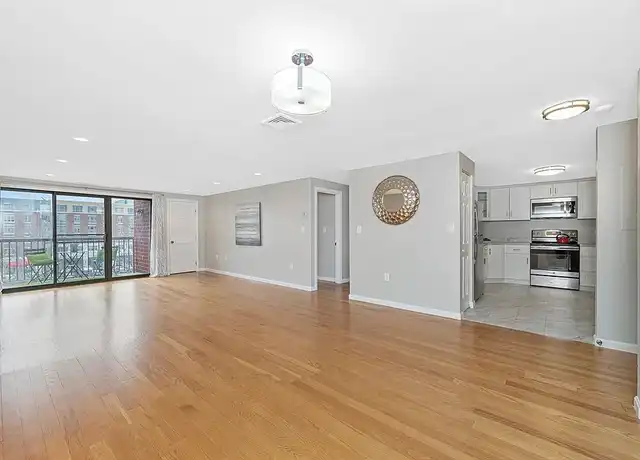 Property at 30 Revere Beach Pkwy Unit 500, Medford, MA, 02155, 1 bed, 1 bath, [object Object]