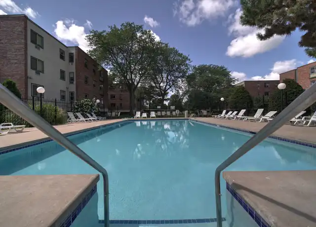 Property at 746 W Main St, Madison, WI, 53715, 1 bed, 1 bath, [object Object]