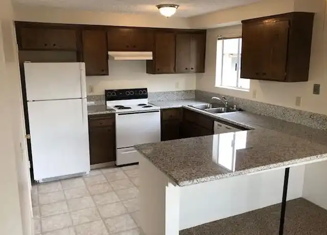 Property at 0918 - Cedar Grove Apartments, 1865 East 8th St - 1865 E 8th St, Chico, CA, 95928, 2 beds, 1 bath, Contact for Price