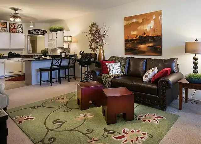 Property at The Greens at Tuscaloosa - 1800 Links Blvd, Tuscaloosa, AL, 35405, 1-2 bed, 1-2 bath, [object Object]