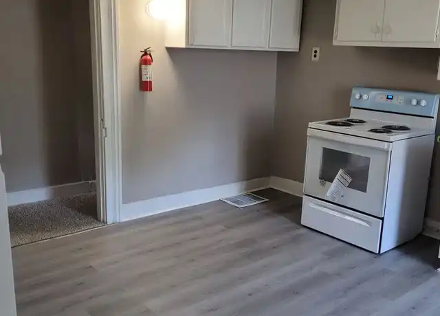 Property at 1822 Greenbush St, Lafayette, IN, 47904, 1 bed, 1 bath, [object Object]