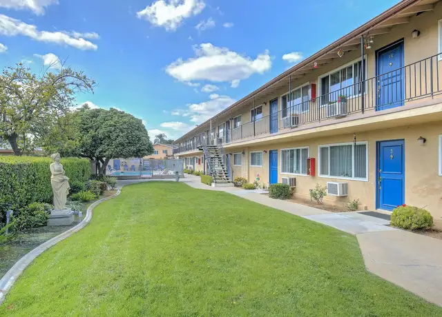 Photo of 253 S Pima Ave, West Covina, CA 91790