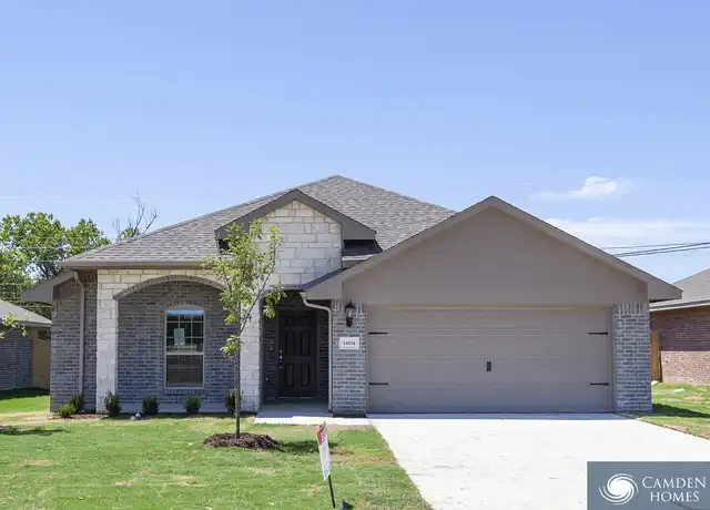 Property at 2224 Old Leonard St, Fort Worth, TX, 76119, 4 beds, 2 baths, [object Object]